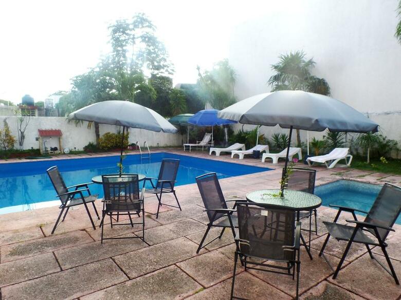 Hotel Ikaro Suites Cancun