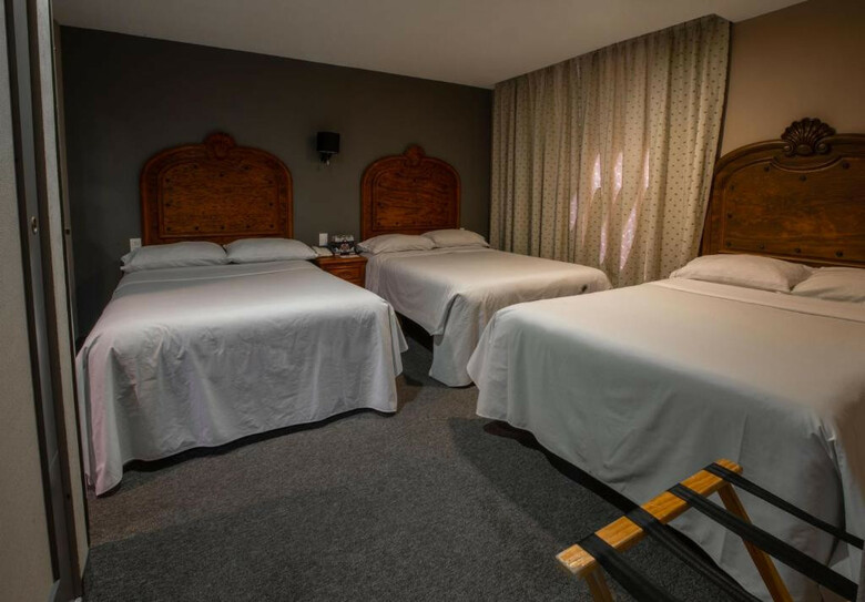 Hotel Canada