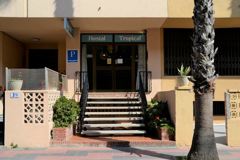 Hostal Tropical