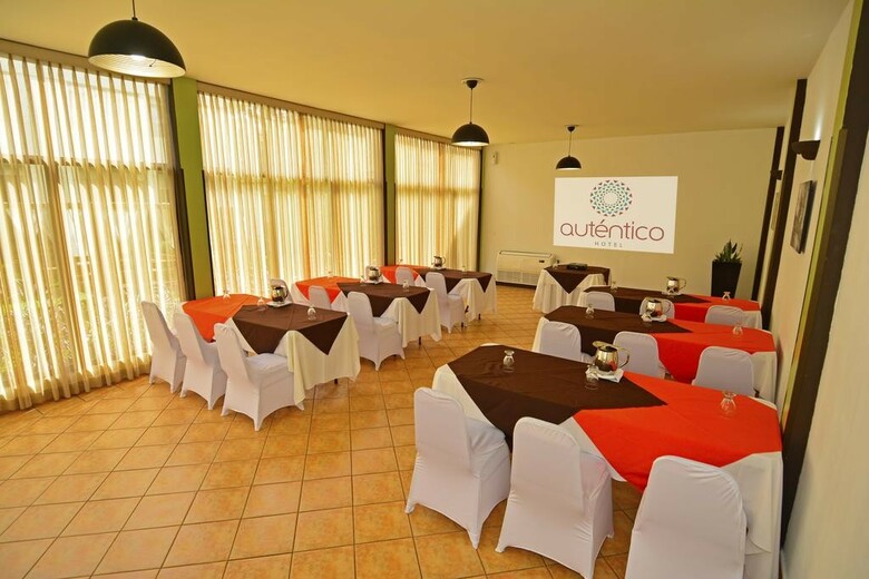 Autentico Hotel