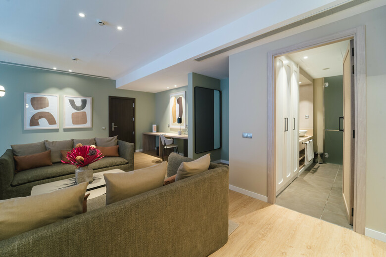 Hotel Barcel� Oviedo Cervantes