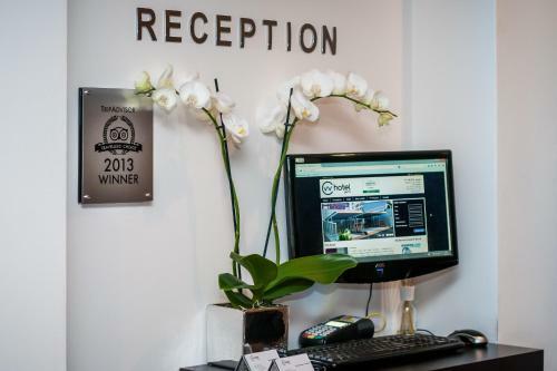 Vv Hotel