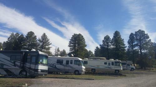 The Canyon Motel & Rv Park