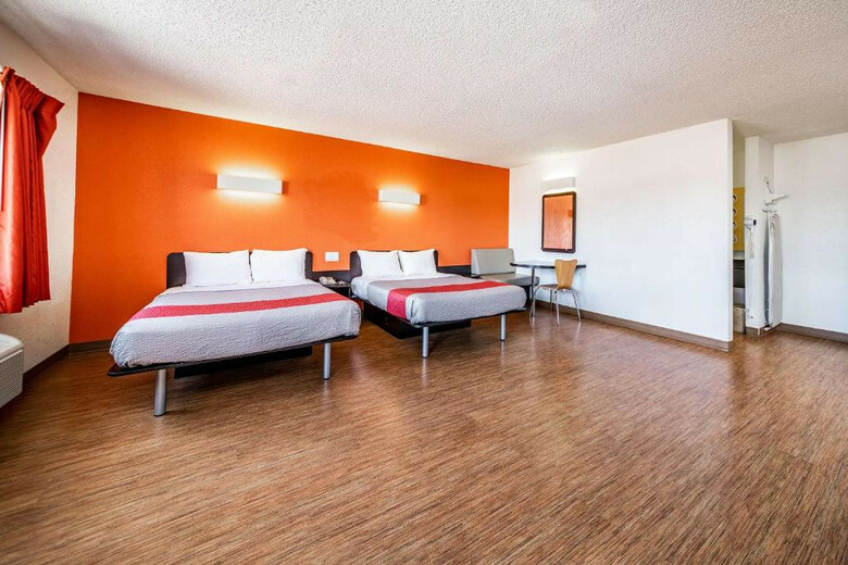 Motel Clarion Pointe - Near Grand Canyon
