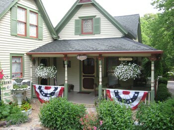 Bed & Breakfast Heart Of The Hills Inn