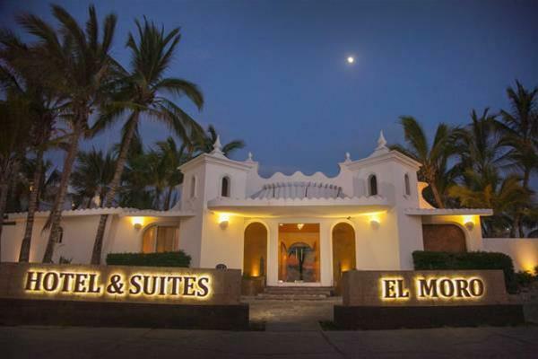 Hotel & Suites El Moro