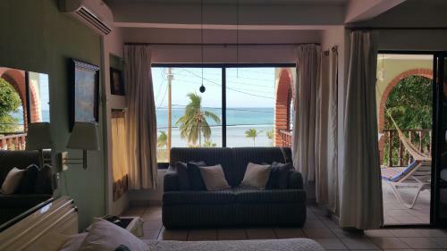 Bed & Breakfast Posada Colibri