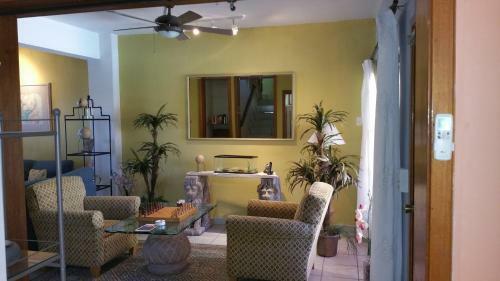 Bed & Breakfast Posada Colibri