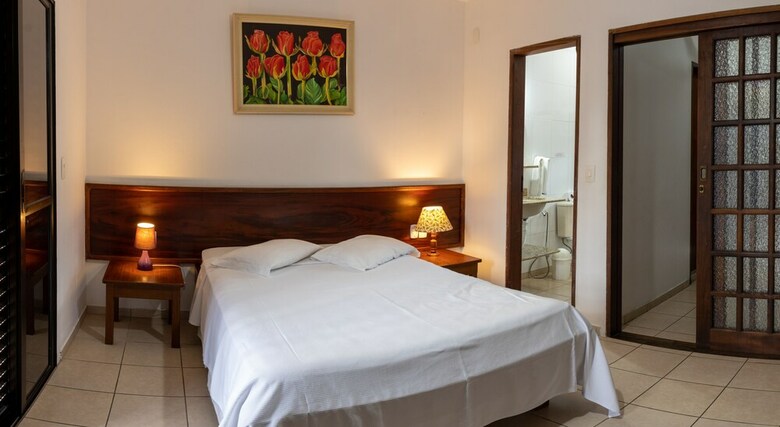 Hostal Pousada Casa Amarela