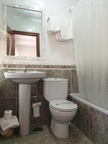 Hostal Puente Azud