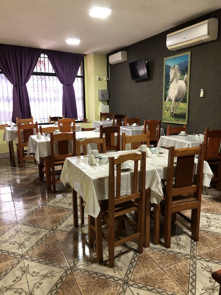 Apartamento La Familia Hotel
