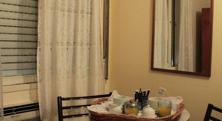 Nuevo City Hotel
