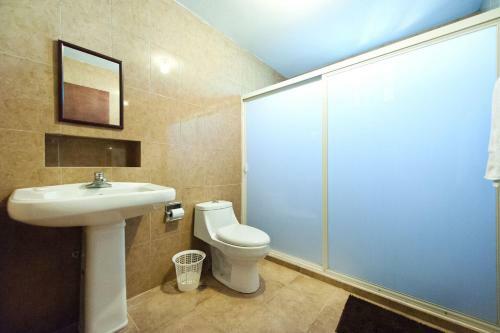 Apartamento Econosuites Monterrey