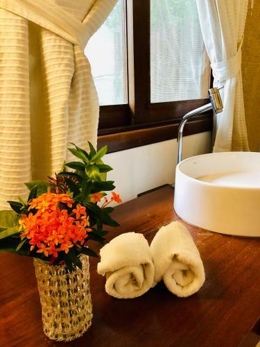 Hostal Pousada Villa Palmeira Azul Su�tes de Charme