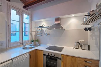 Fuster Apartments