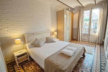 Fuster Apartments