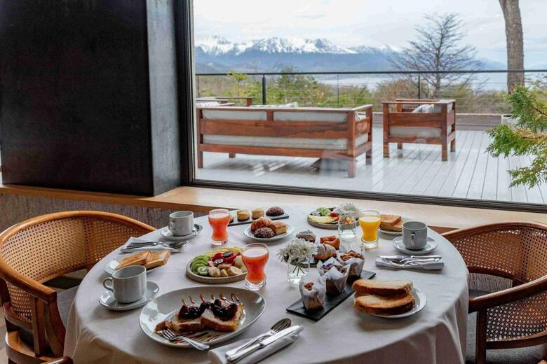 Las Hayas Resort Hotel