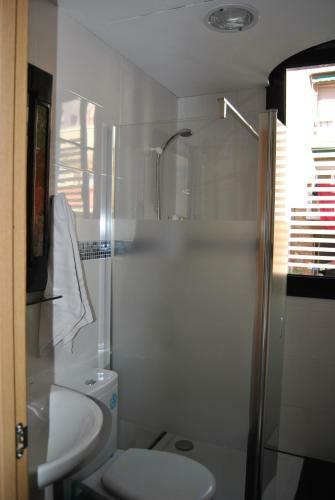 Hostal Barcelona Rooms 294