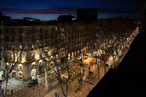 Ramblas Apartments