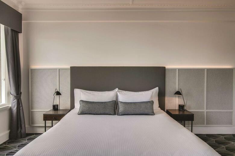 The Savoy Hotel On Little Collins Melbourne