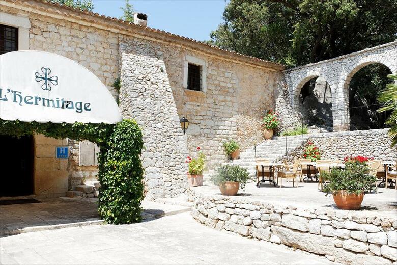 L�hermitage Hotel & Spa