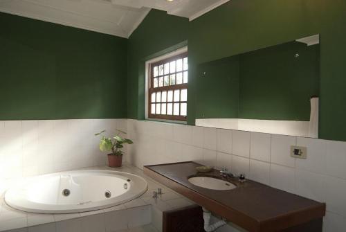 Hostal Pousada Valhacouto