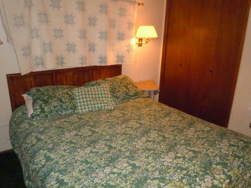 Three-bedroom Deluxe Unit #109 By Escape For All Seasons