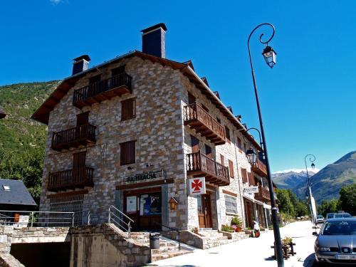 Agroturismo Apartaments La Llucana