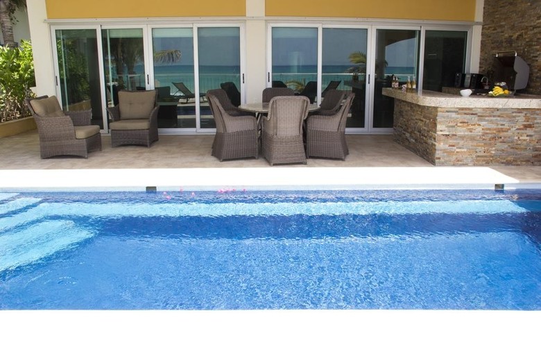 Casa Rebeka - Ocean Front Villa
