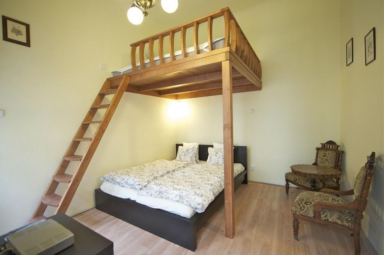 Old Town Apartment Caroli