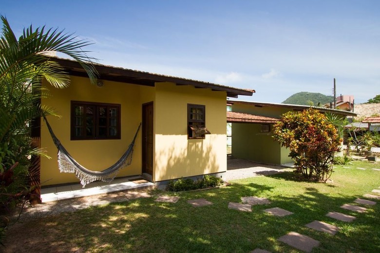 Hostal Pousada Mares Do Santinho