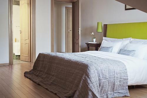 Aparthotel Apartments Almandine