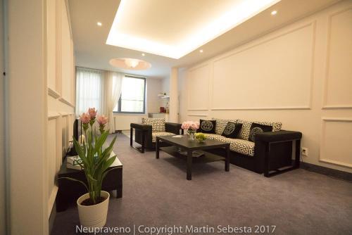 Aparthotel Apartments Almandine