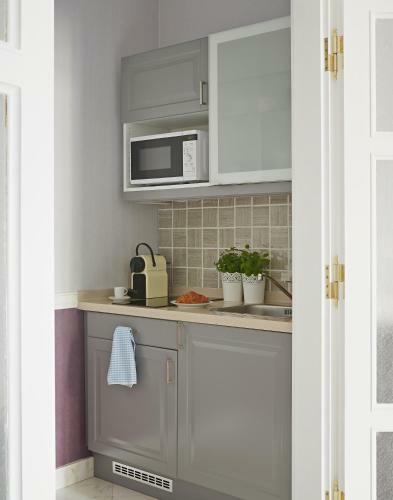 Aparthotel Apartments Almandine