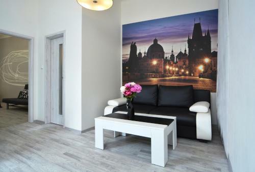Navratilova Apartments