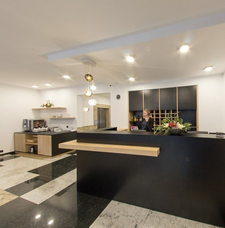 Valcha Apartments