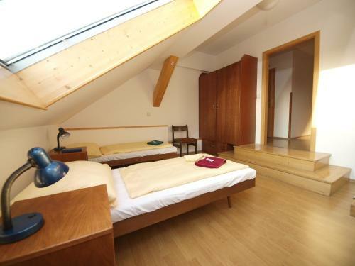 Hostal Church Pension Praha - Husuv Dum