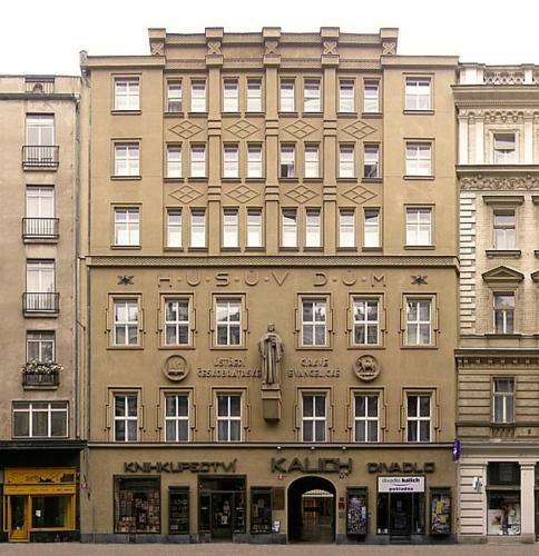 Hostal Church Pension Praha - Husuv Dum