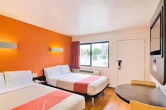 Motel 6 Camarillo