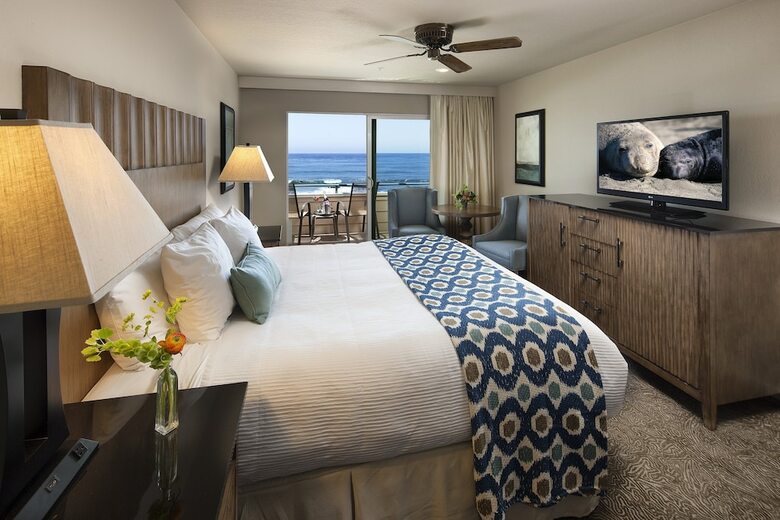 Hotel Cambria Landing Inn And Suites