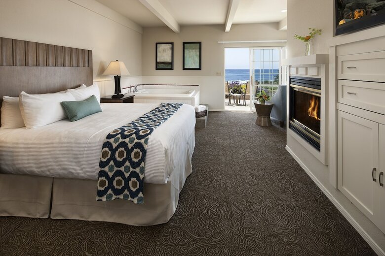 Hotel Cambria Landing Inn And Suites