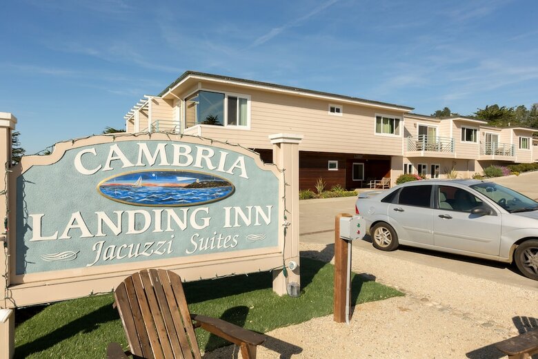 Hotel Cambria Landing Inn And Suites