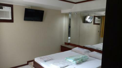 Hotel Midway Motel (adult Only)