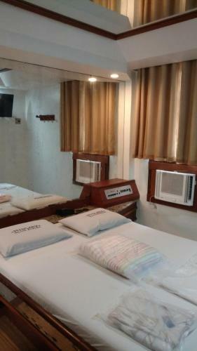 Hotel Midway Motel (adult Only)