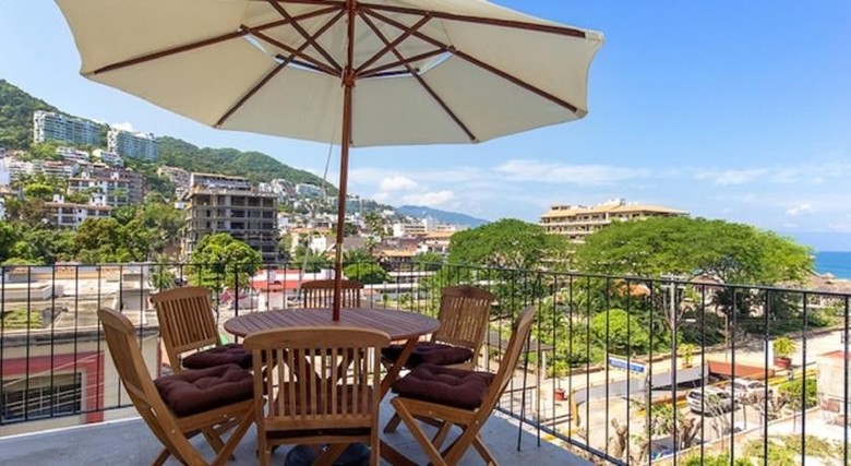 Apartamentos Luxury Puerto Vallarta Condo Romantic Zone