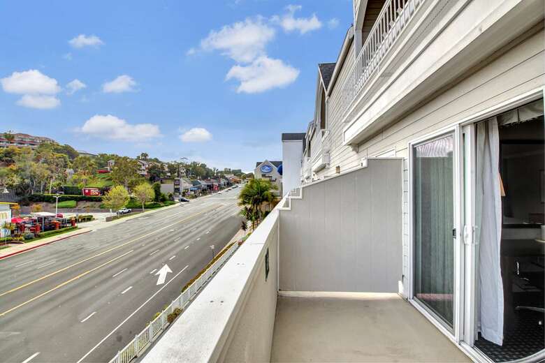 Best Western Plus Marina Shores Hotel - Dana Point