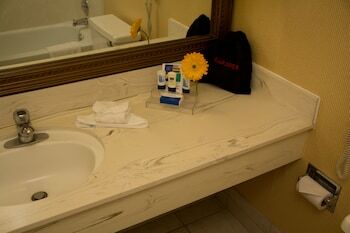 Hotel Park Inn By Radisson Fresno