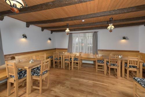 Hostal U Kom�rk?