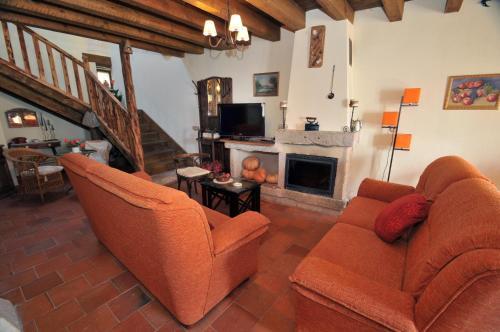 Agroturismo La Fuente De Pavia
