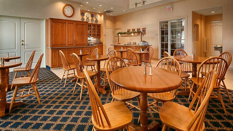 Hotel Best Western Plus A Wayfarer's Inn & Suites